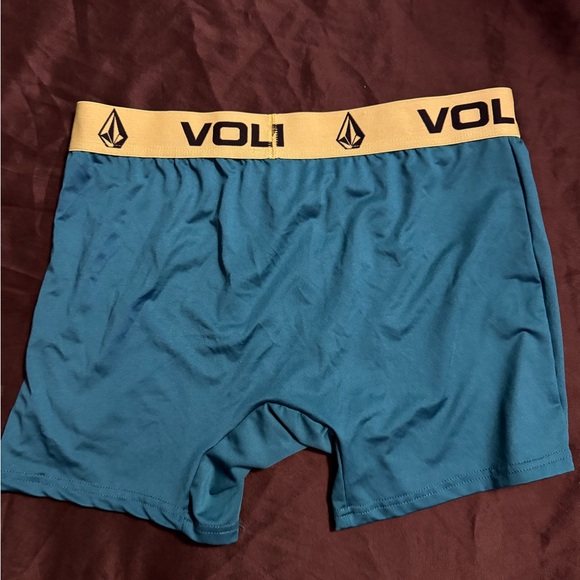 (2) Volcom Boxer Briefs - Picture 4 of 8